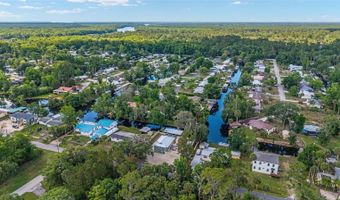 24628 FOX Rd, Astor, FL 32102