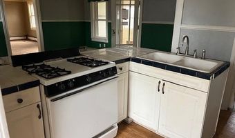 140 Greenly St, Adrian, MI 49221