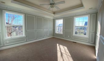 301 WAGON WHEEL Ln, Hockessin, DE 19707