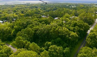 237 Jacobie O'neil Ln, Apalachicola, FL 32320