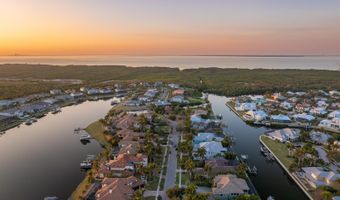625 BALIBAY Rd, Apollo Beach, FL 33572