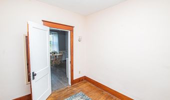 55 Sloane Ave, Amsterdam, NY 12010