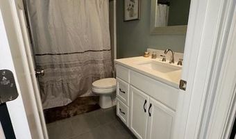 270 Station St, Coventry, RI 02816