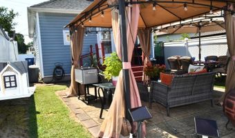 170 Bray Ave, Middletown, NJ 07748