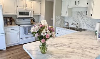 202 E 22nd St Unit 4, Atlantic, IA 50022