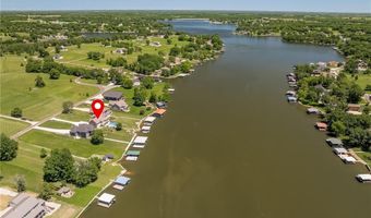 934 Lake Viking Ter, Altamont, MO 64620