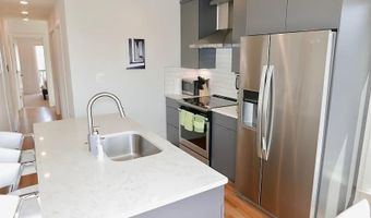 843 UPSHUR St NW 301, Washington, DC 20011
