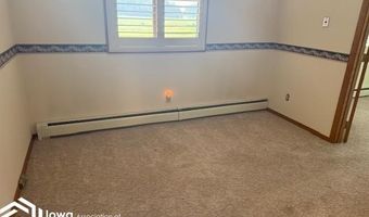 1904 127th Ave, Algona, IA 50511