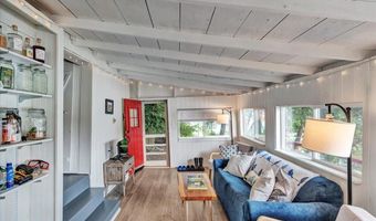 220 Way Ln, Bridport, VT 05734