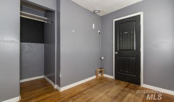 1206 N Michigan Ave, Caldwell, ID 83605