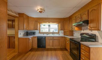 66 S Westfield St, Agawam, MA 01030