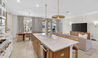 6196 HIDDEN BRANCH Dr, Apollo Beach, FL 33572