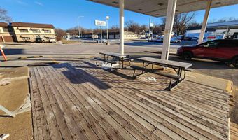 604 W 7th St, Atlantic, IA 50022