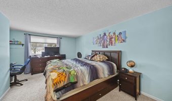 520 Meadowbrook Dr, Adrian, MI 49221