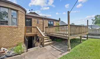 9405 Mackenzie Rd, Affton, MO 63123
