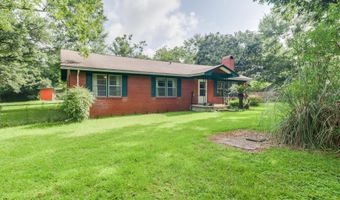 8474 Woolmarket Rd, Biloxi, MS 39532