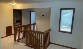 2445 Mulberry Ct, Ann Arbor, MI 48104