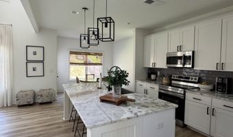 5661 Wooded Vly, Flowery Branch, GA 30542