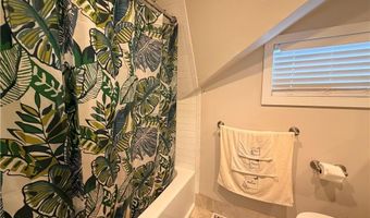 412 Bellevue Ave 9, Newport, RI 02840