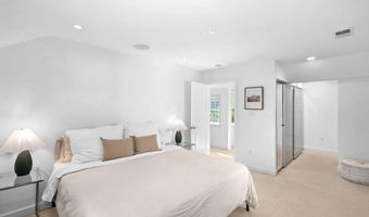 5300 WILSON Blvd, Arlington, VA 22205