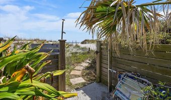 1515 BEACH Ave, Atlantic Beach, FL 32233