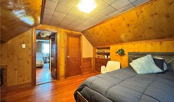 1 Garvin St, Cumberland, RI 02864