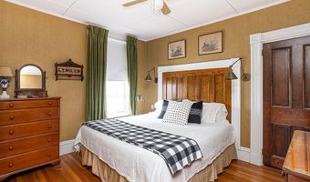 10 Bull St, Newport, RI 02840