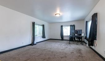 5 Lane Dr, Allenstown, NH 03275