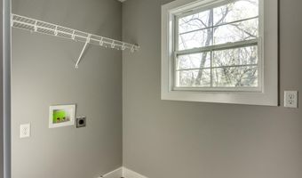 114 N Elm Grove Ave, Bardstown, KY 40004