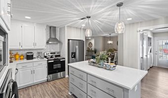 1306 Bear Creek Rd, Adel, GA 31620