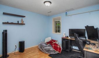 2508 Bristol Dr, Ames, IA 50010