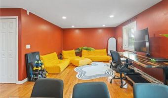 117 John St 11, Lincoln, RI 02865