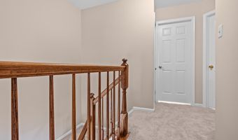 21196 WINDING BROOK Sq, Ashburn, VA 20147