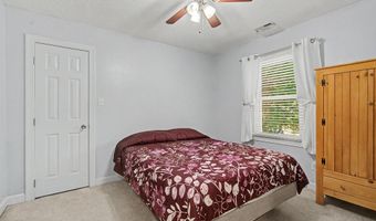 500 Pinewood Dr, Apex, NC 27502