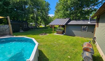 14 Helen St, Auburn, ME 04210