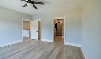 1036 Cummings St 1, Abingdon, VA 24211