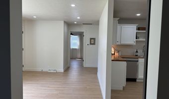 156 S Miller Ave, Albany, IN 47320
