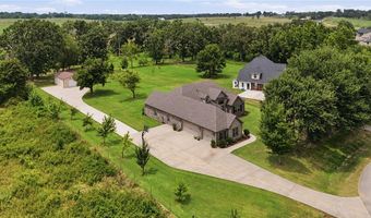 8367 Windsong Ln, Bentonville, AR 72713