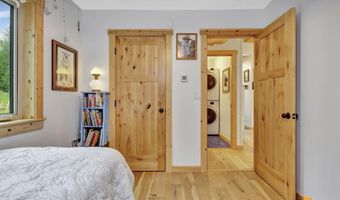 12121 Ginami St, Anchorage, AK 99516