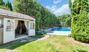 4 Adrift Ave, Barnegat, NJ 08005