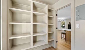 207 Oakmont Dr, Boiling Springs, SC 29316