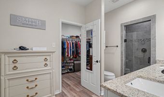 125 Rolling Hills Blvd, Alvord, TX 76225