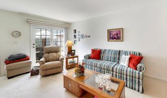 1819 N Normandy Ct, Arlington Heights, IL 60004