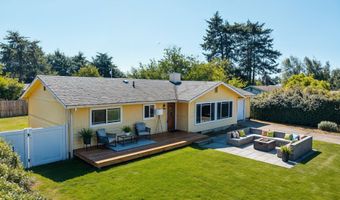 950 NE 1ST St, Bandon, OR 97411