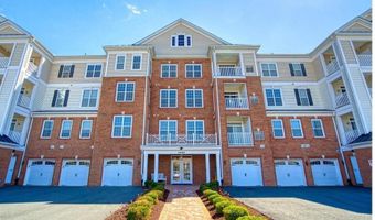 44589 YORK CREST Ter 300, Ashburn, VA 20147