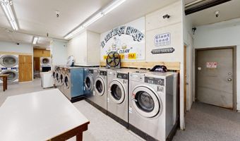 97900 SHOPPING CENTER Ave, Brookings, OR 97415