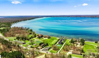 11256 SE Torch Lake Dr, Alden, MI 49612