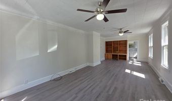 106 Falls Rd, Badin, NC 28009