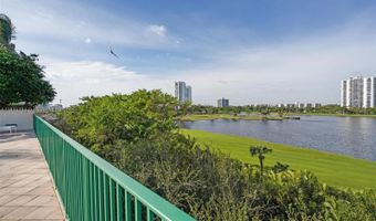 20000 E Country Club Dr TS02, Aventura, FL 33180