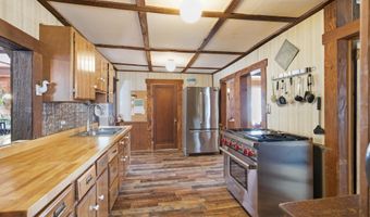 674 E BAY Ave, Barnegat, NJ 08005